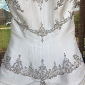 Allure Bridal Wedding Dress